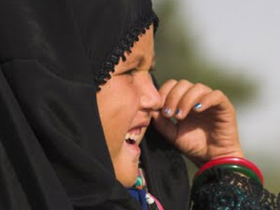 Διαζύγιο ζητά 12χρονο κορίτσι από τον 80χρονο σύζυγό του